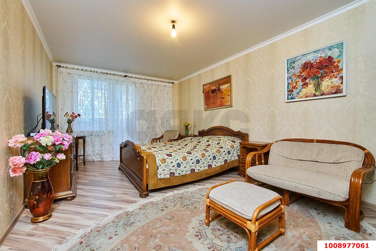 Фото №1: 3-комнатная квартира 80 м² - Краснодар, Микрохирургии глаза, ул. Академика Лукьяненко, 109