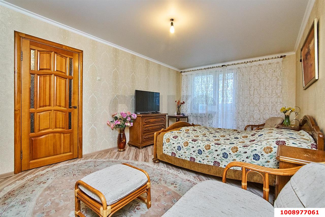 Фото №10: 3-комнатная квартира 80 м² - Краснодар, Микрохирургии глаза, ул. Академика Лукьяненко, 109