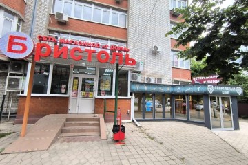 Фото №4: Торговое помещение 403 м² - Краснодар, мкр. Черёмушки, ул. Стасова, 168