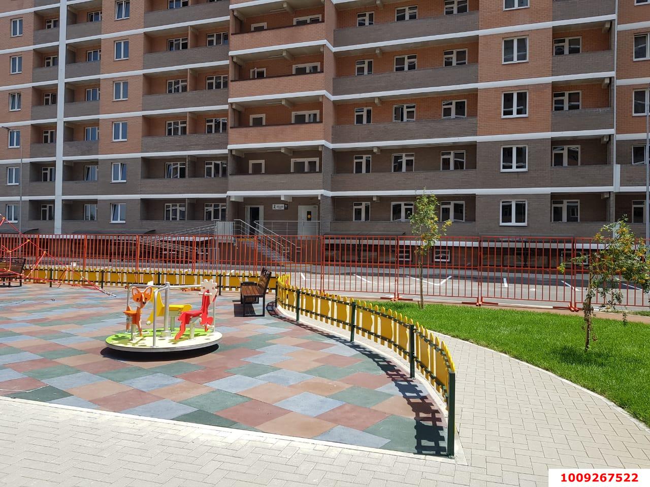 Фото №2: Торговое помещение 90 м² - Краснодар, Славянский, ул. Заполярная, 37к3