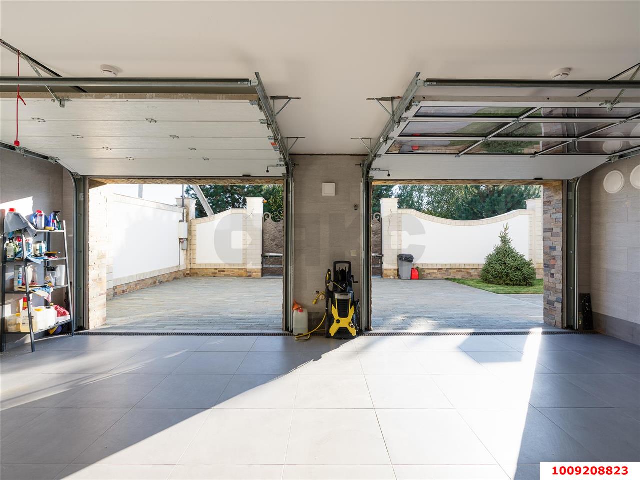 Фото №11: Дом 670 м² + 16 сот. - Краснодар, 2-я Площадка, пр-д 3-й Кореновский, 6