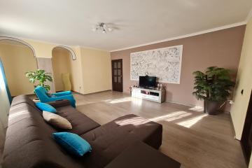 Фото №2: Дом 208 м² - Краснодар, мкр. Северный, ул. Александра Берлизова, 70