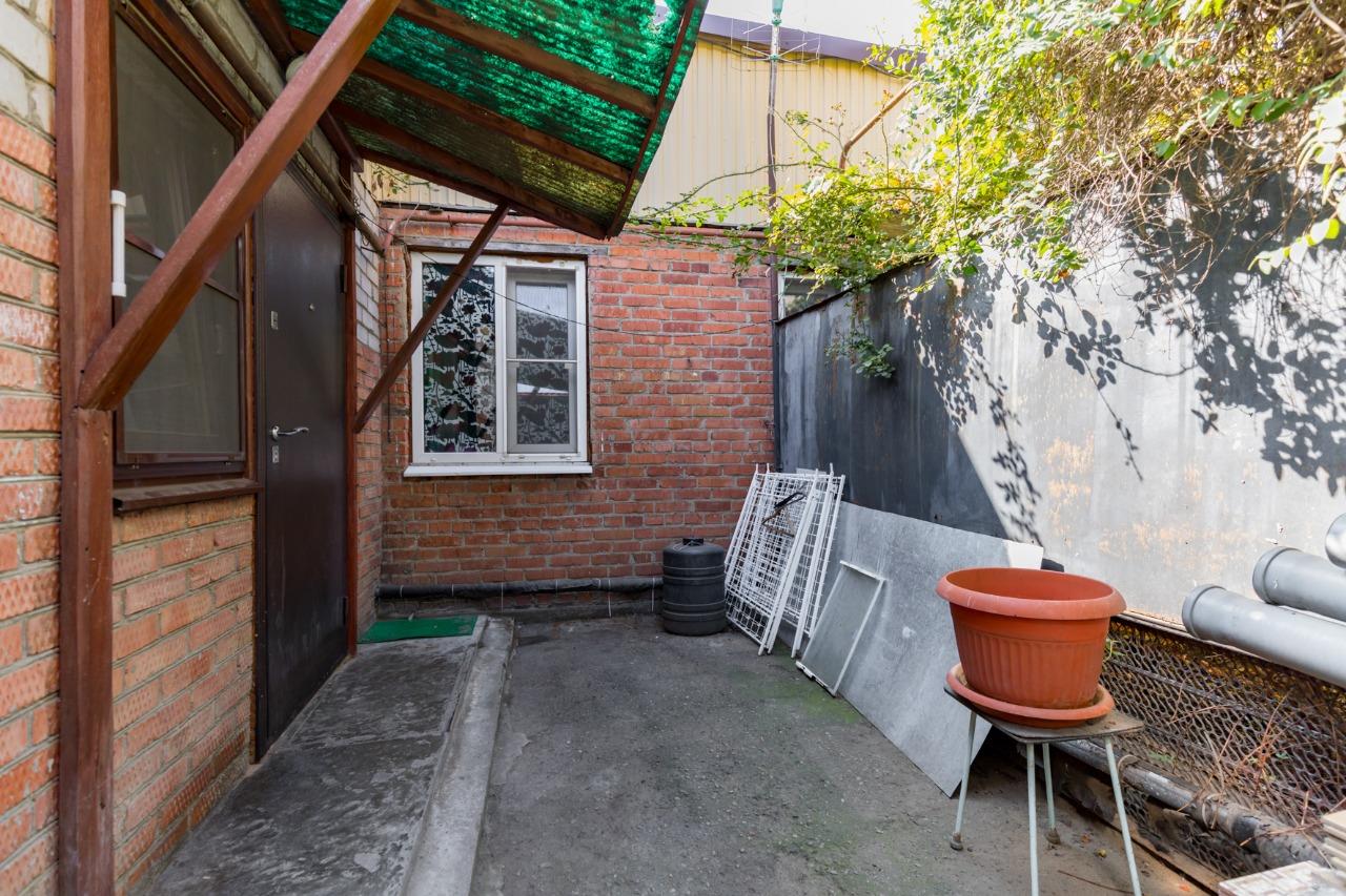 Фото №14: Часть дома 54 м² + 2 сот. - Краснодар, Центральный внутригородской округ, мкр. Центральный, ул. Базовская Дамба, 28