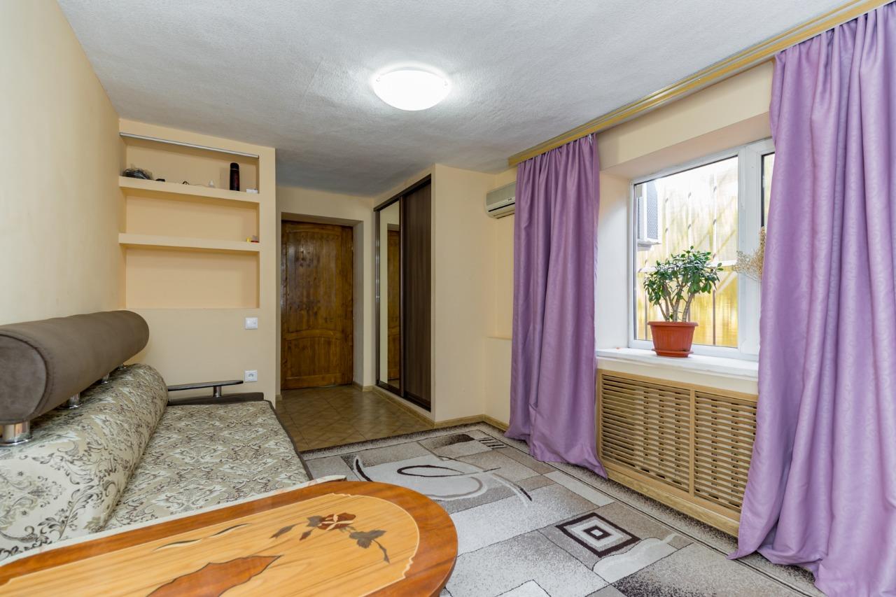 Фото №1: Часть дома 54 м² + 2 сот. - Краснодар, Центральный внутригородской округ, мкр. Центральный, ул. Базовская Дамба, 28