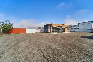 Фото №1: Коммерция 30 м² - Краснодар, мкр. Прикубанский внутригородской округ, ул. Кирилла Россинского, 9