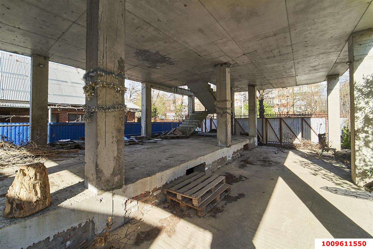 Фото №7: Дом 600 м² + 4 сот. - Краснодар, Центральный, ул. Индустриальная, 83