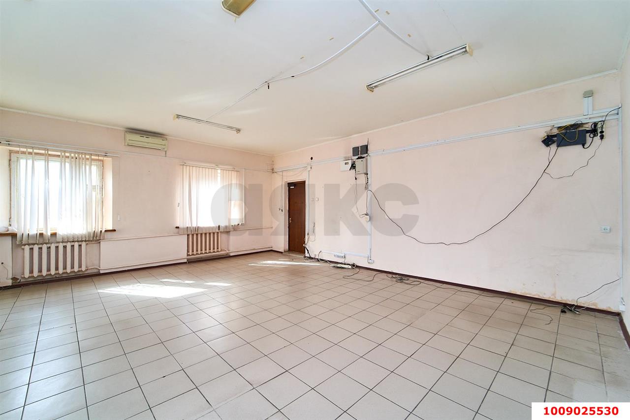 Фото №3: Дом 419 м² + 4.1 сот. - Краснодар, Прикубанский внутригородской округ, Калинино, мкр. Завод Радиоизмерительных Приборов, ул. Рассветная, 2