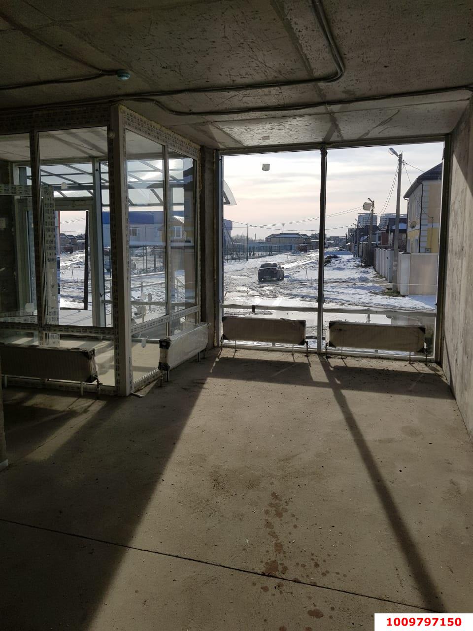 Фото №2: Коммерция 52 м² - Краснодар, Пашковский, мкр. Карасунский внутригородской округ, ул. Леонида Лаврова, 4