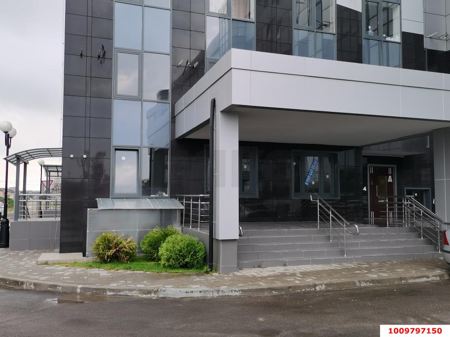 Фото №4: Коммерция 52 м² - Краснодар, Пашковский, мкр. Карасунский внутригородской округ, ул. Леонида Лаврова, 4