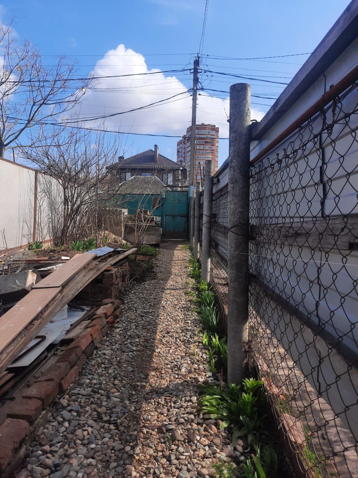 Фото №9: Часть дома 42 м² + 1.6 сот. - Краснодар, Сельскохозяйственный Институт, мкр. Западный внутригородской округ, ул. Киевская, 57