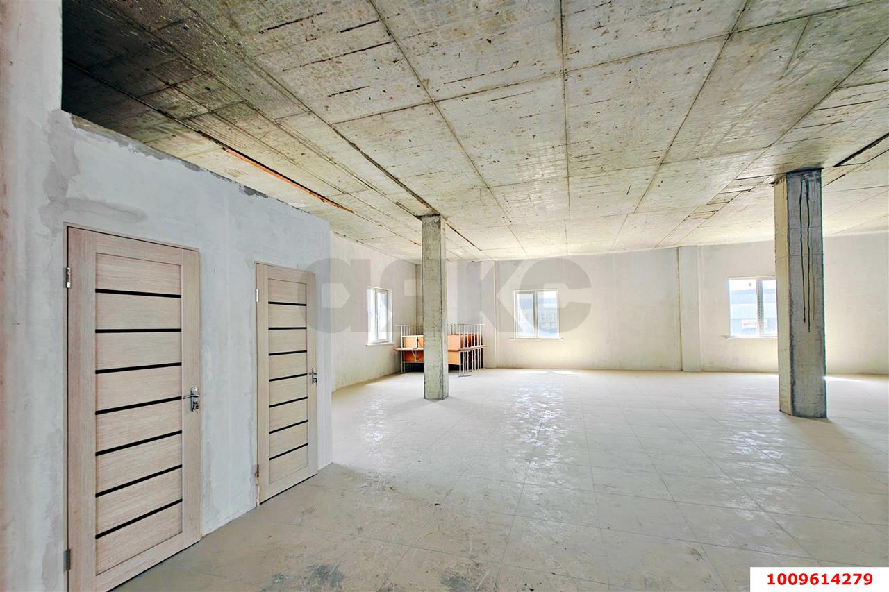 Фото №10: Отдельное здание 1500 м² - Краснодар, имени Петра Метальникова, ул. Московская