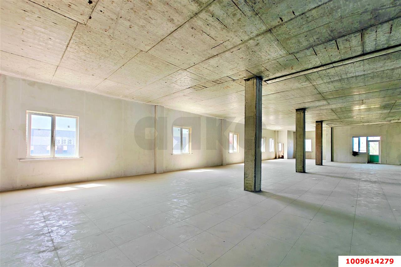 Фото №11: Отдельное здание 1000 м² - Краснодар, имени Петра Метальникова, ул. Московская