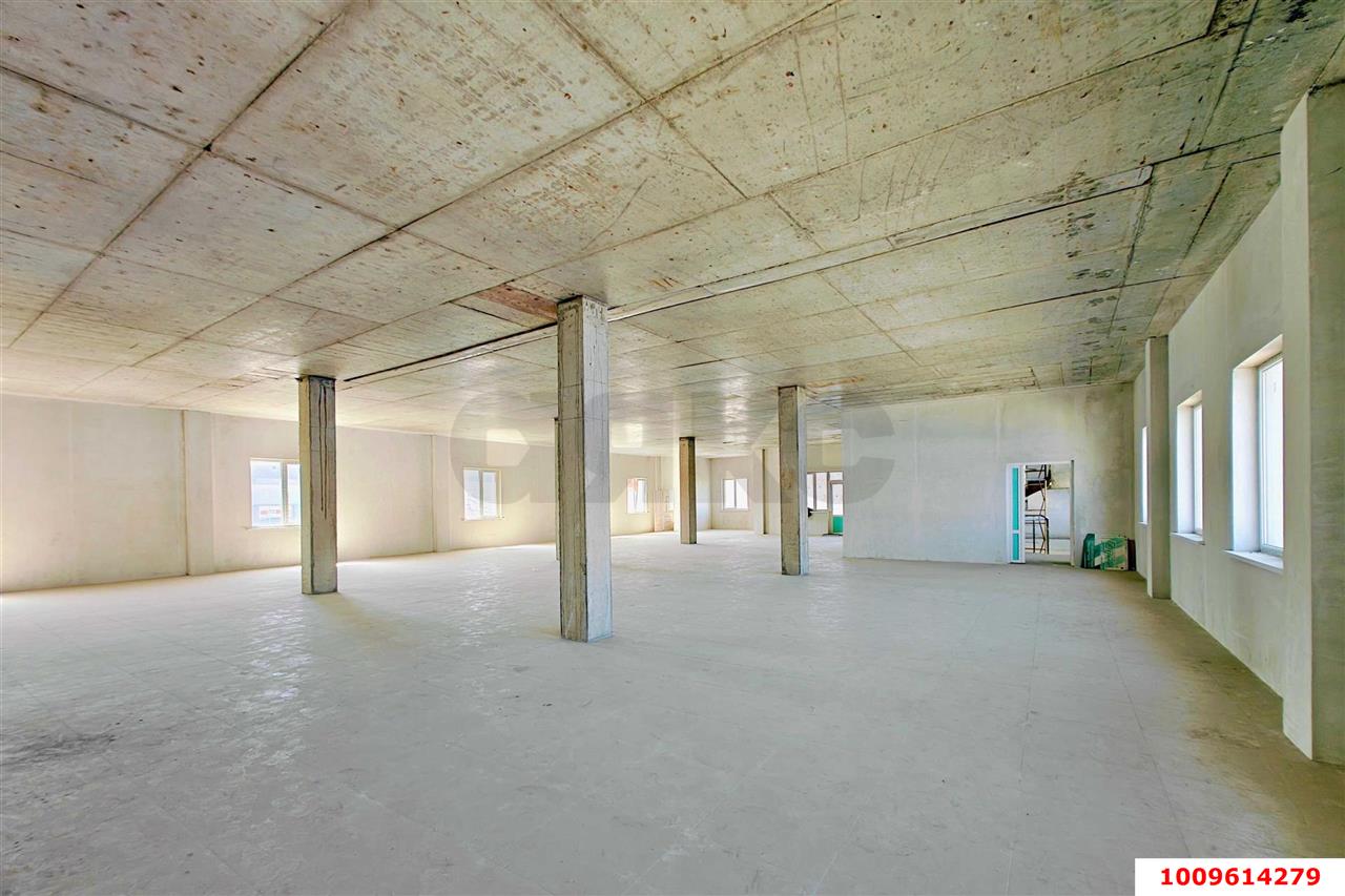 Фото №9: Отдельное здание 1500 м² - Краснодар, имени Петра Метальникова, ул. Московская