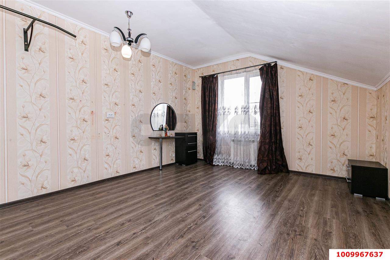 Фото №11: Дом 367 м² + 10 сот. - Краснодар, Завод Радиоизмерительных Приборов, ул. Рощинская, 31