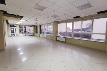 Фото №3: Коммерция 95 м² - Краснодар, п. Калинино, пер. Гаражный, 9