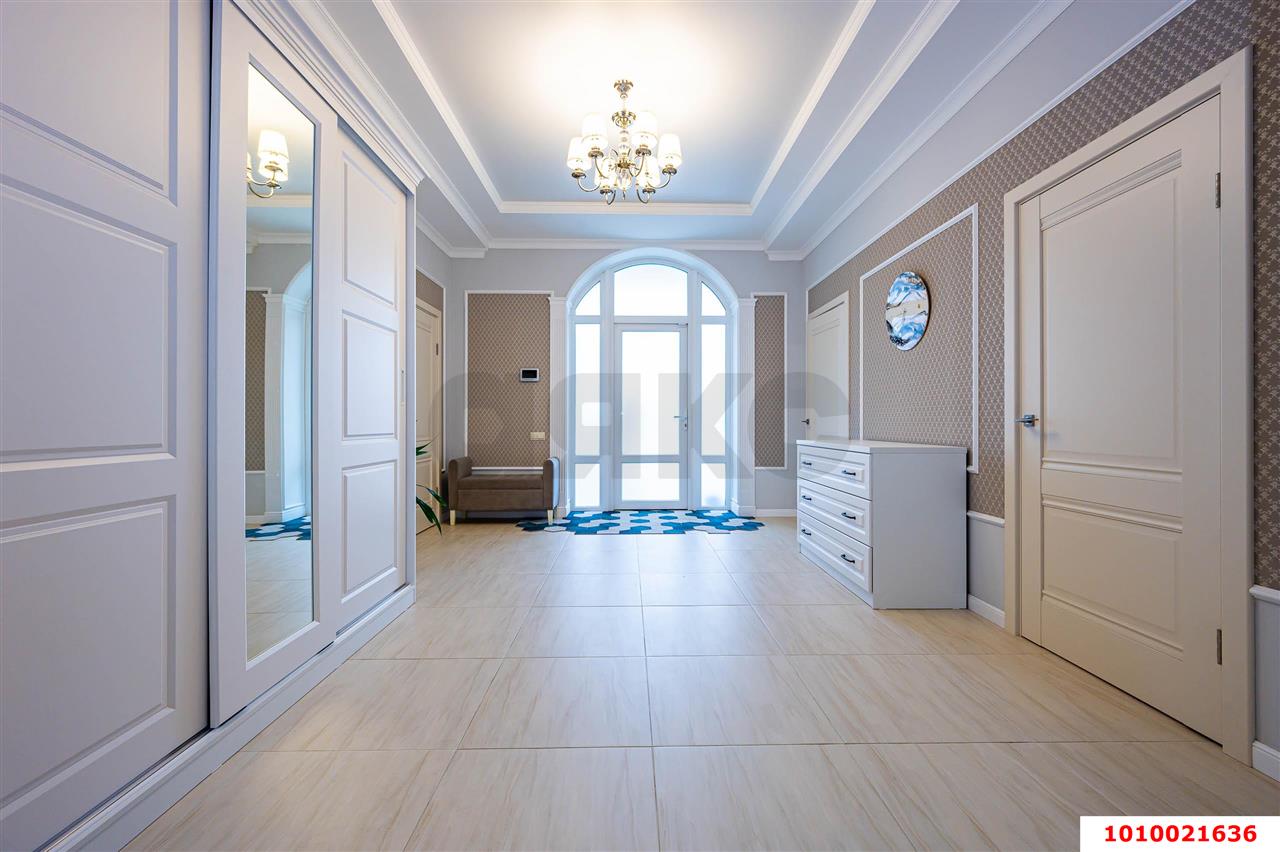 Фото №18: Дом 359 м² + 10 сот. - Краснодар, коттеджный  Зелёная Долина, ул. Саксонская, 29