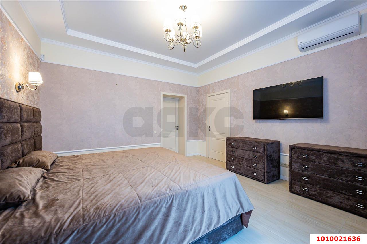 Фото №11: Дом 359 м² + 10 сот. - Краснодар, коттеджный  Зелёная Долина, ул. Саксонская, 29