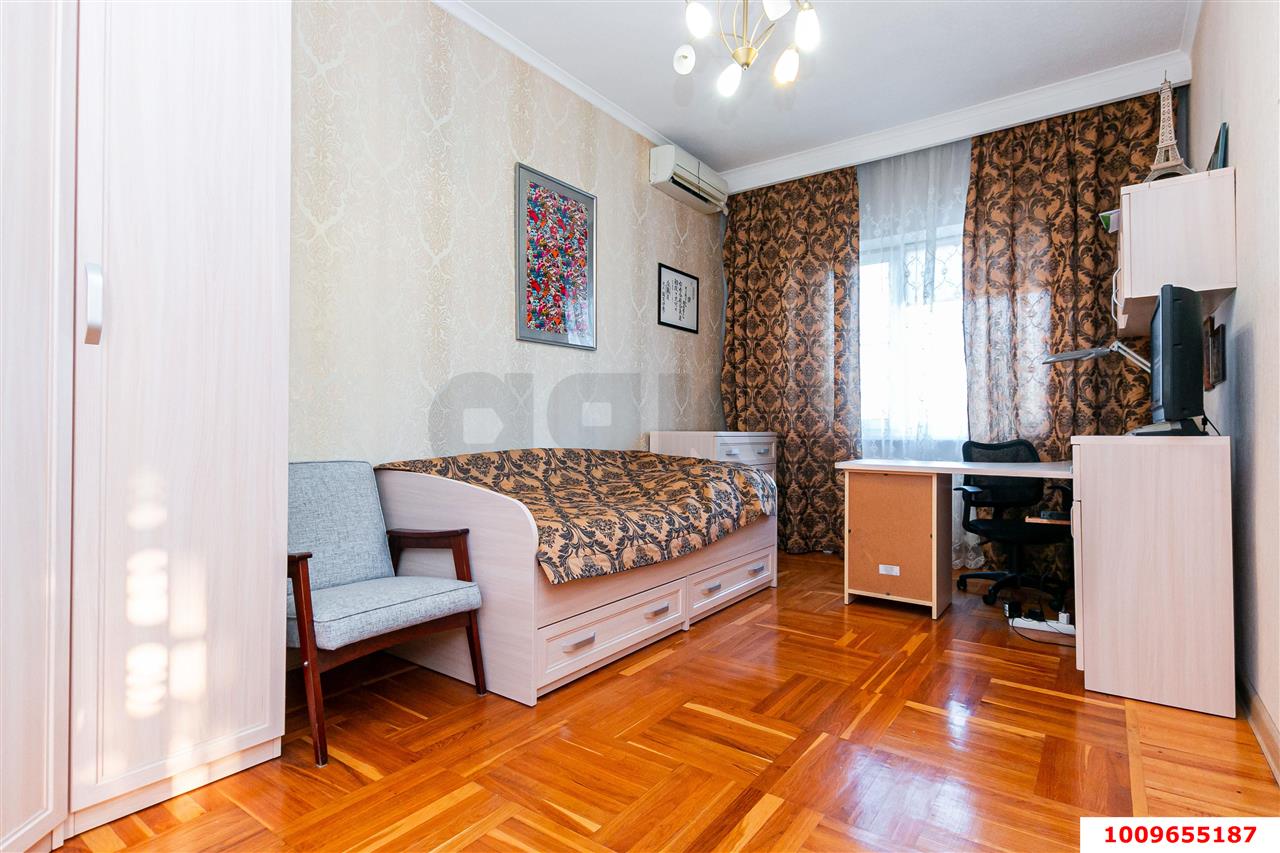 Фото №3: Дом 262 м² + 3.1 сот. - Краснодар, Западный внутригородской округ, мкр. Фестивальный, ул. Труда, 271