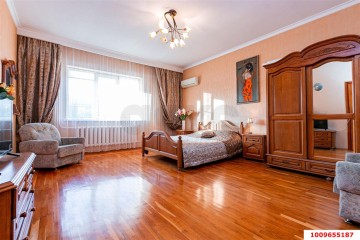 Фото №1: Дом 262 м² - Краснодар, мкр. Фестивальный, ул. Труда, 271