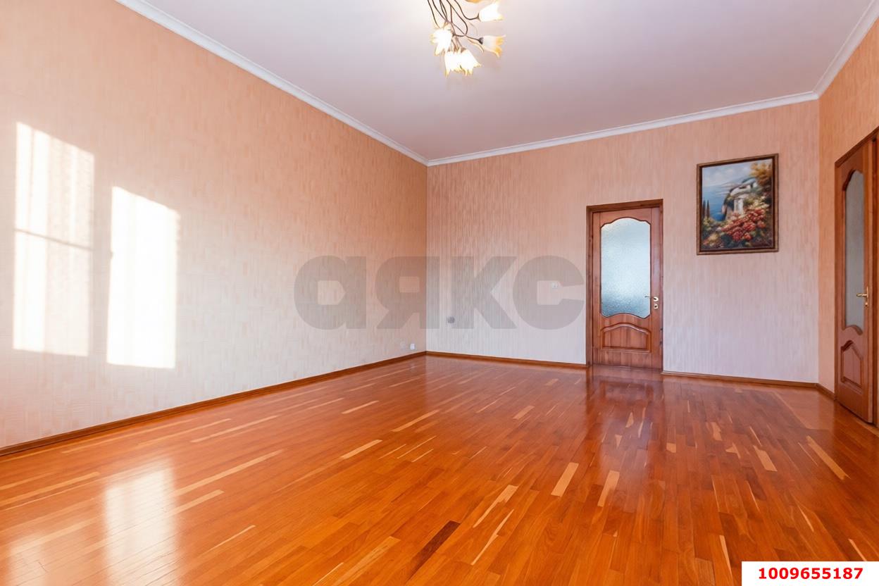 Фото №10: Дом 262 м² + 3.1 сот. - Краснодар, Западный внутригородской округ, мкр. Фестивальный, ул. Труда, 271