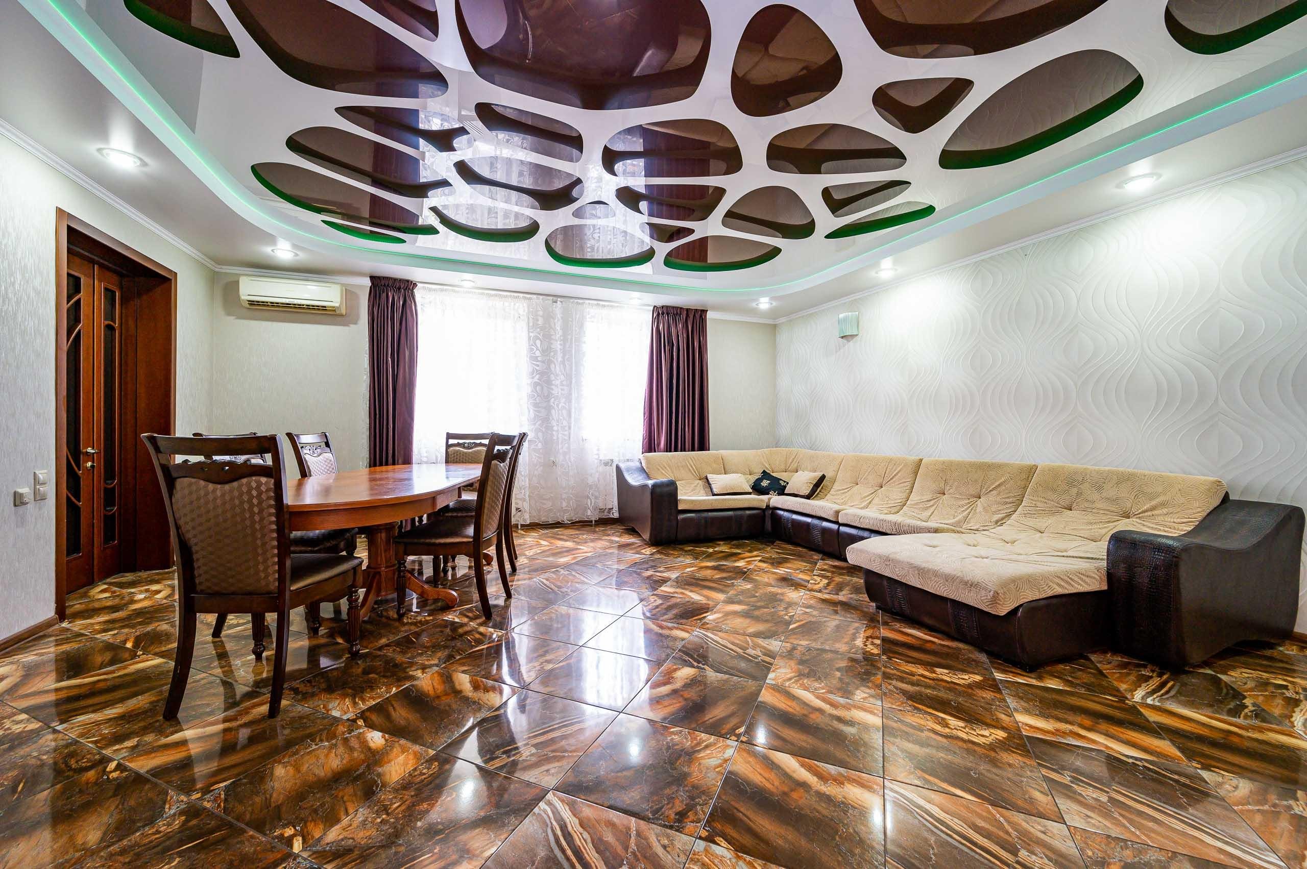 Фото №2: Дом 255 м² + 6 сот. - Краснодар, Прикубанский внутригородской округ, Микрохирургии глаза, мкр. СНТ № 1, ул. Абрикосовая, 557