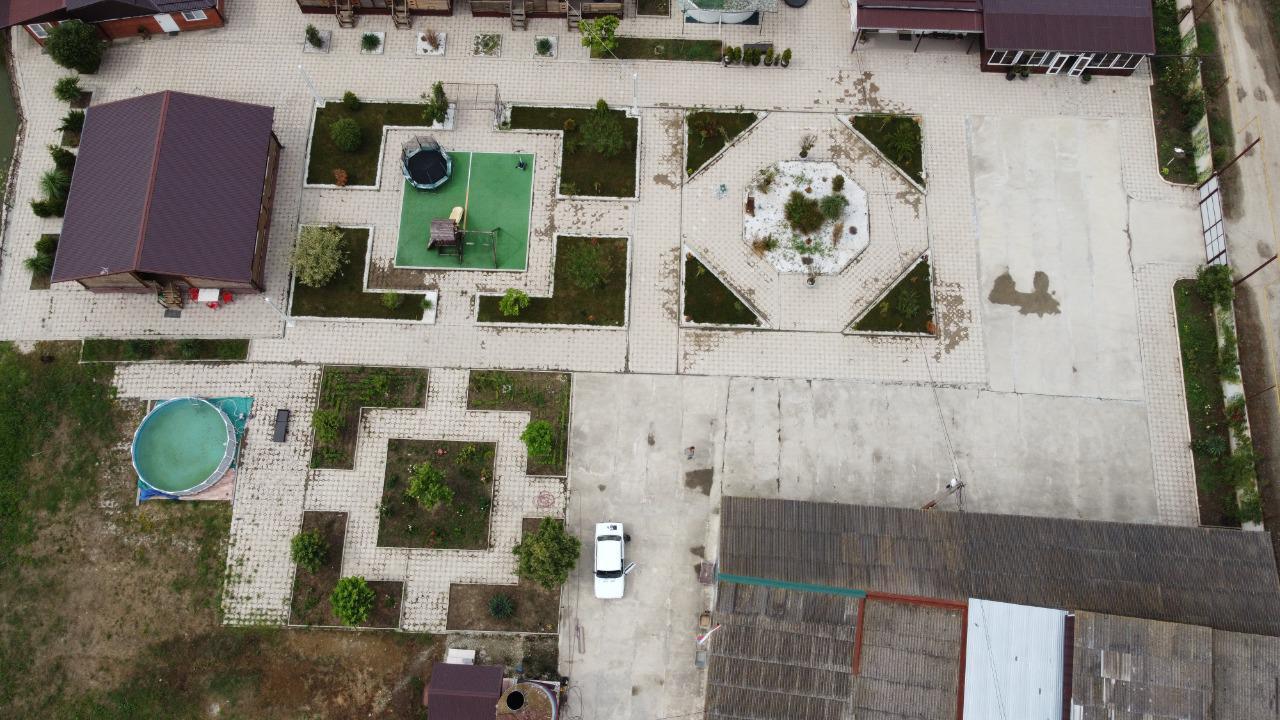 Фото №11: Коммерция 7000 м² - Чебургольская, ул. Советская, 182