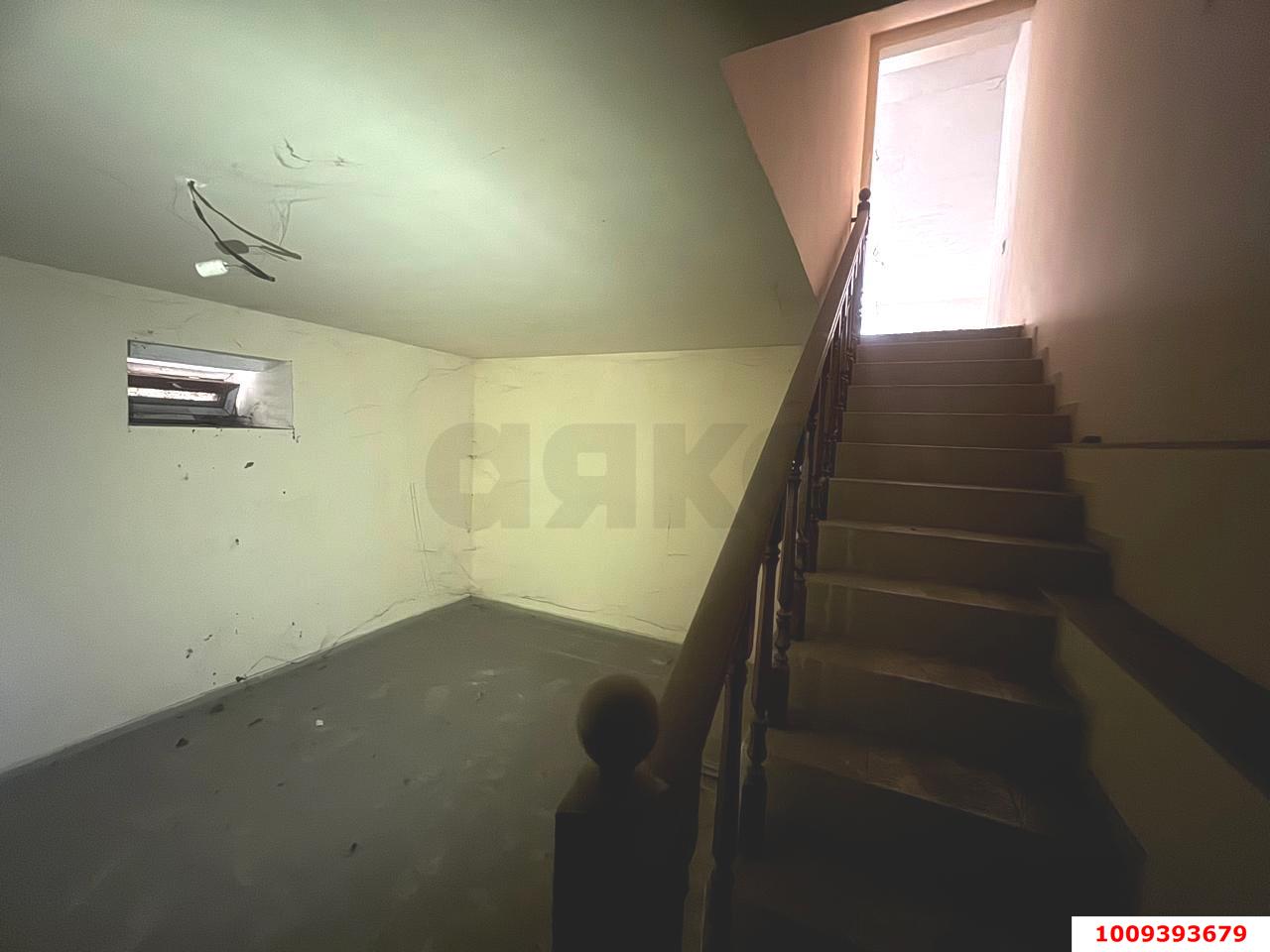 Фото №10: Дом 419 м² + 5.55 сот. - Краснодар, Западный внутригородской округ, ул. Скорняжная, 70