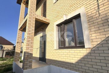 Фото №3: Дом 156 м² - Темрюк, ул. Мира