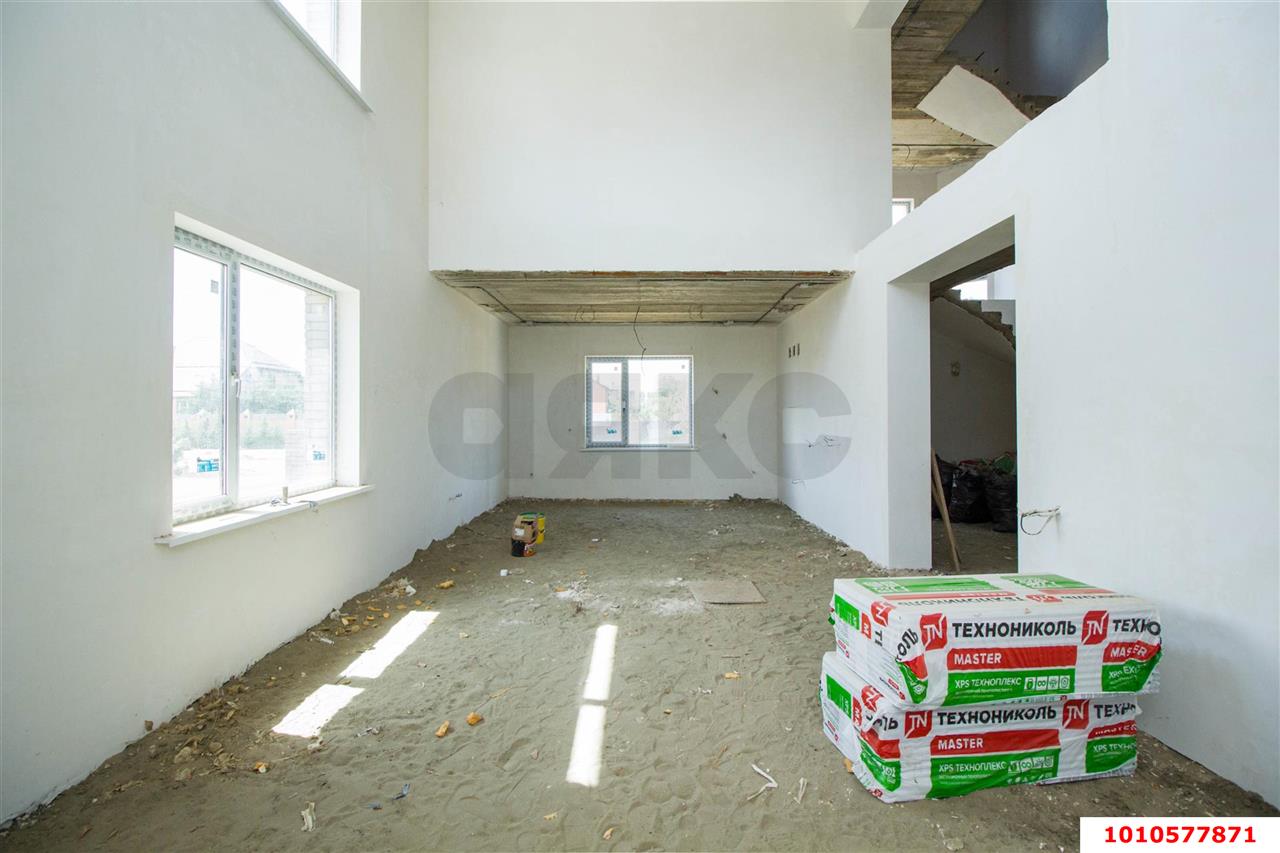 Фото №11: Дом 335 м² + 6 сот. - Краснодар, ул. Брюховецкая, 32