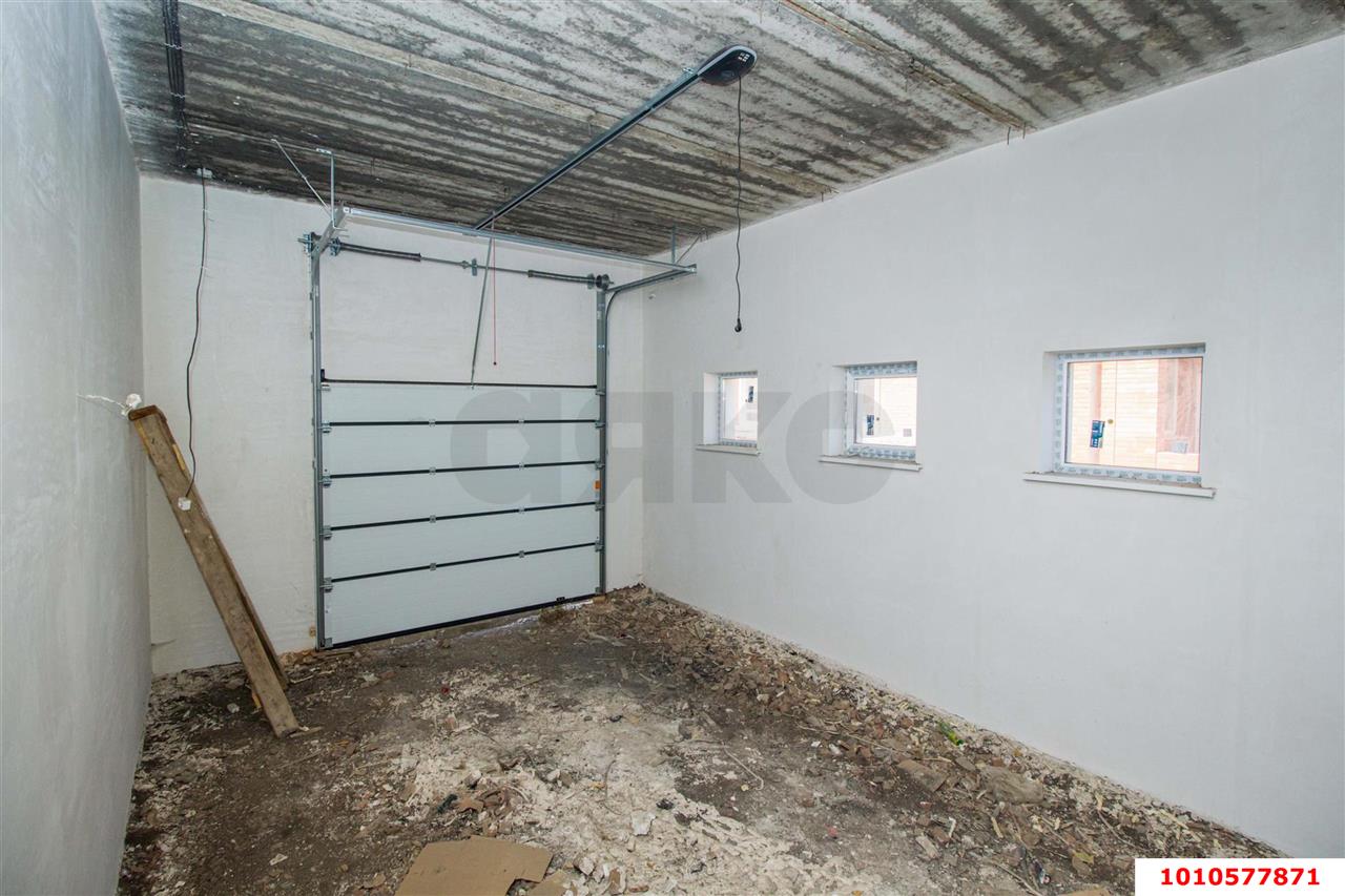 Фото №18: Дом 335 м² + 6 сот. - Краснодар, ул. Брюховецкая, 32