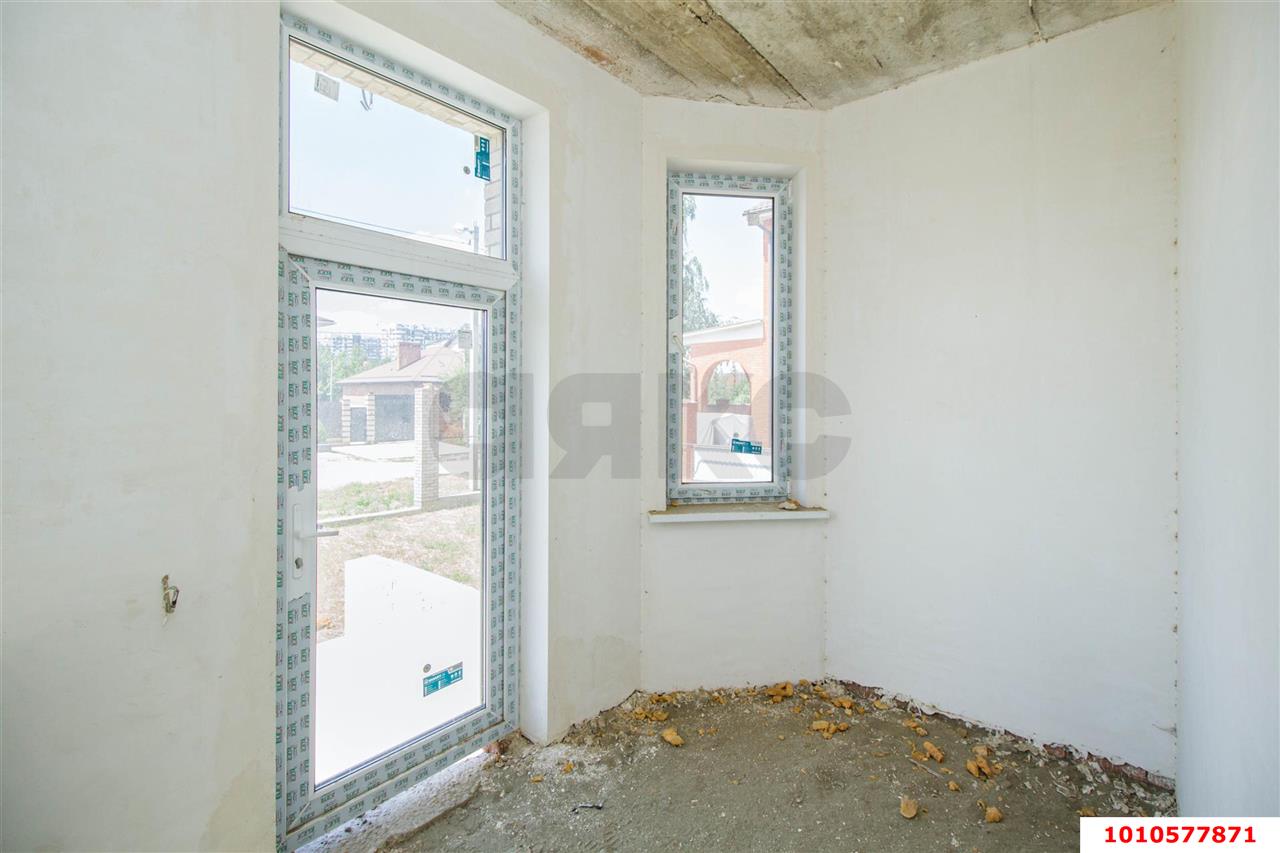 Фото №15: Дом 335 м² + 6 сот. - Краснодар, ул. Брюховецкая, 32