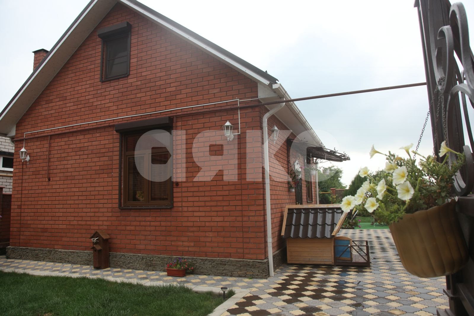 Фото №8: Коттедж 470 м² + 16.7 сот. - Курчанская, ул. Красная