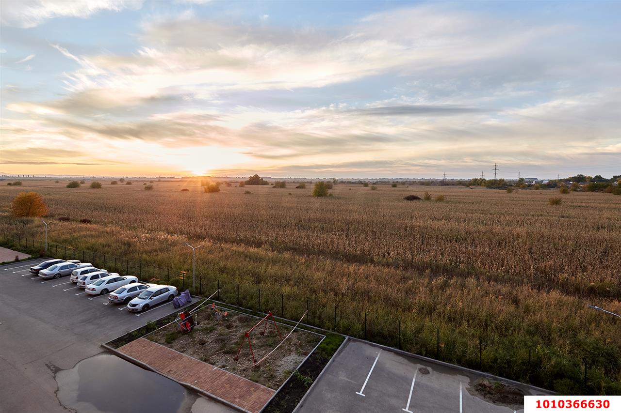 Фото №14: 2-комнатная квартира 58 м² - Новая Адыгея, жилой комплекс Мега, ул. Бжегокайская, 90/3к2