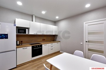 Фото №1: 2-комнатная квартира 58 м² - Новая Адыгея, мкр. жилой комплекс Мега, ул. Бжегокайская, 90/3к2