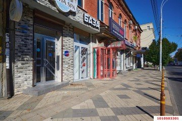 Фото №1: Торговое помещение 568 м² - Краснодар, мкр. Центральный, ул. Мира, 35