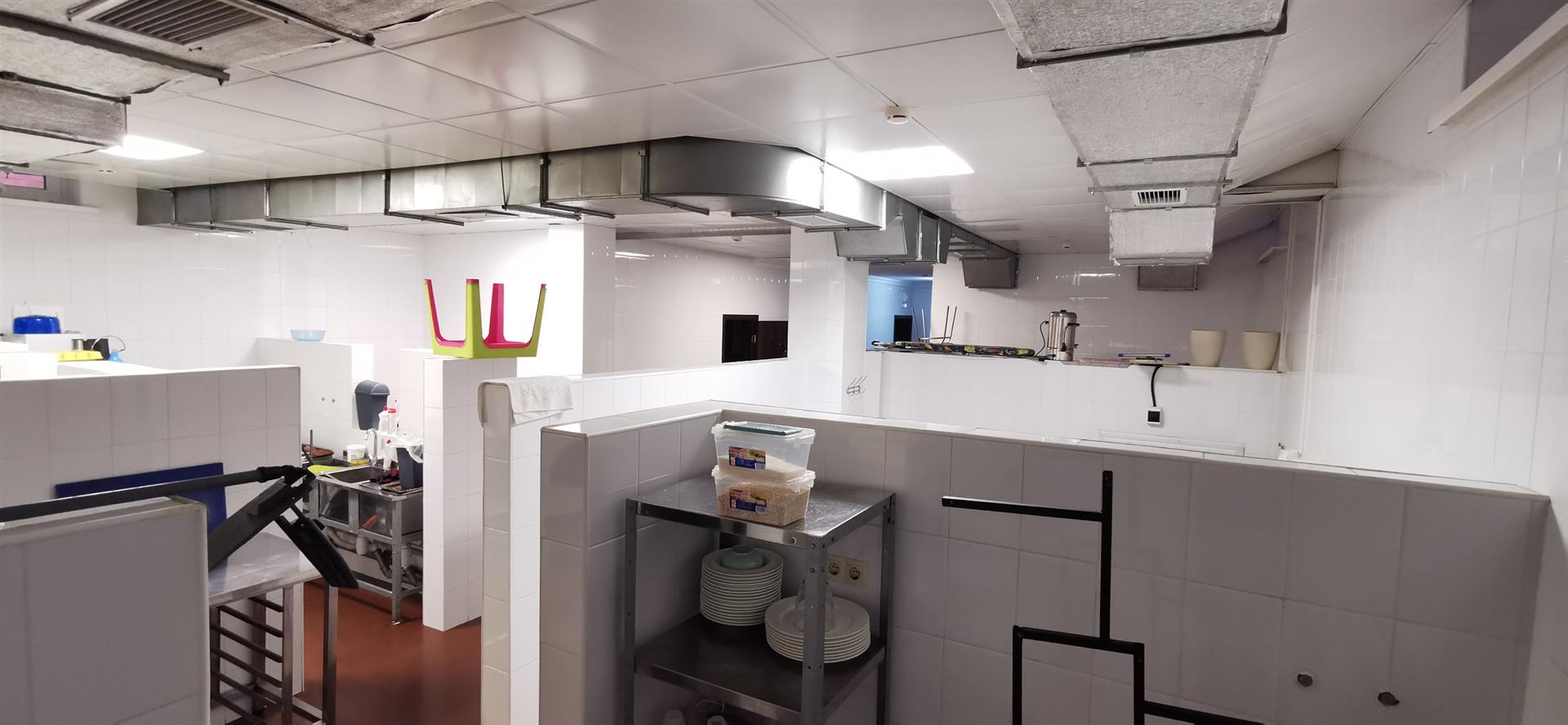 Фото №5: Коммерция 922 м² - Краснодар, мкр. Западный внутригородской округ, ул. Аэродромная, 33