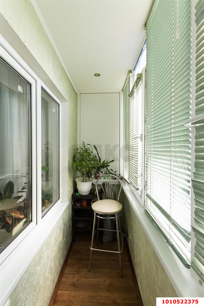 Фото №1: 3-комнатная квартира 71 м² - Краснодар, Гидростроителей, ул. Игнатова, 61