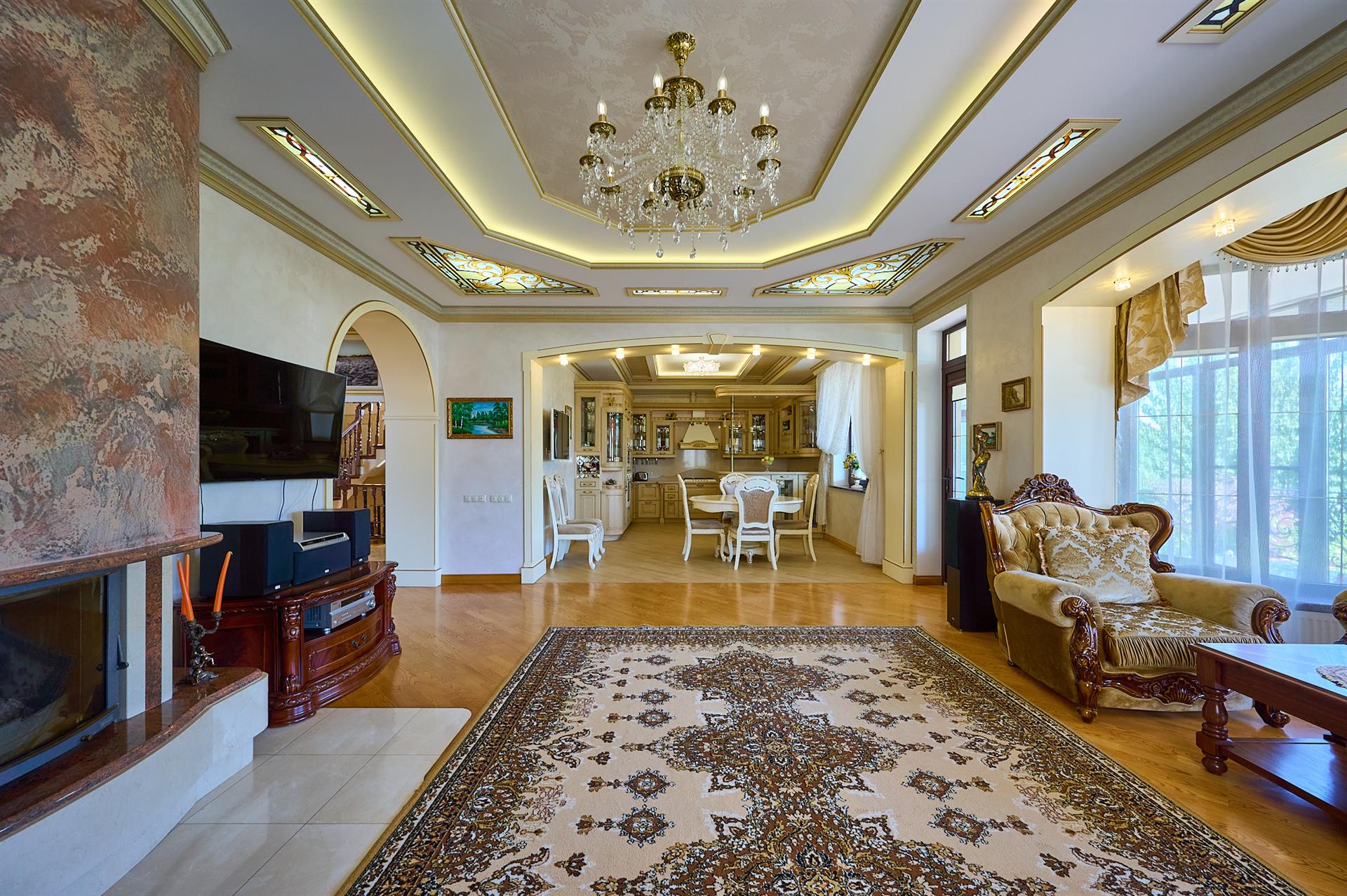 Фото №11: Дом 378 м² + 10 сот. - Ленина, мкр. Карасунский внутригородской округ, ул. Уманская, 44