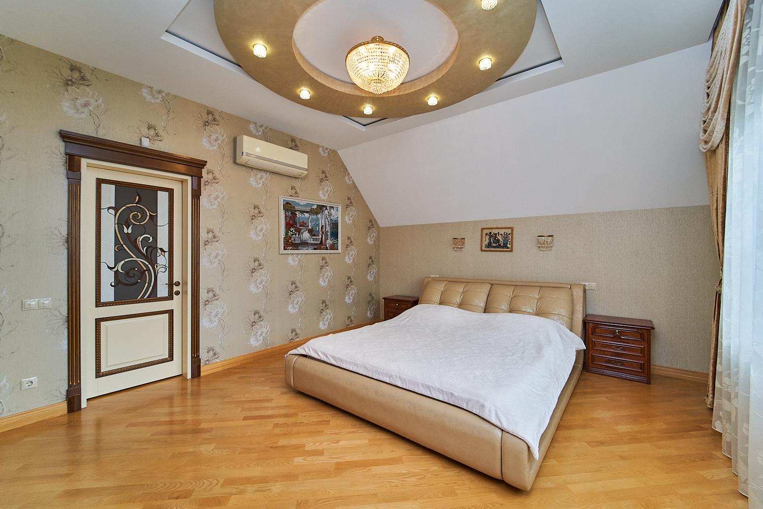 Фото №15: Дом 378 м² + 10 сот. - Ленина, мкр. Карасунский внутригородской округ, ул. Уманская, 44