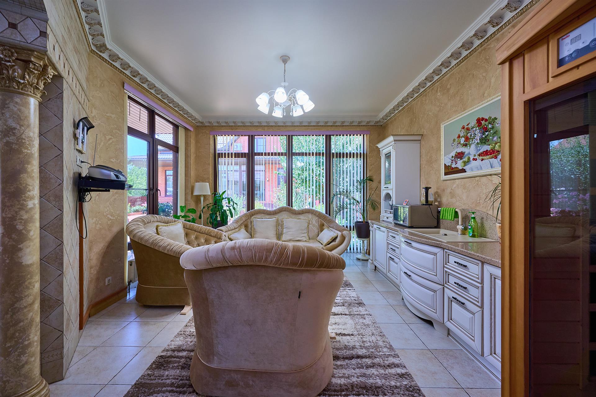 Фото №10: Дом 378 м² + 10 сот. - Ленина, мкр. Карасунский внутригородской округ, ул. Уманская, 44