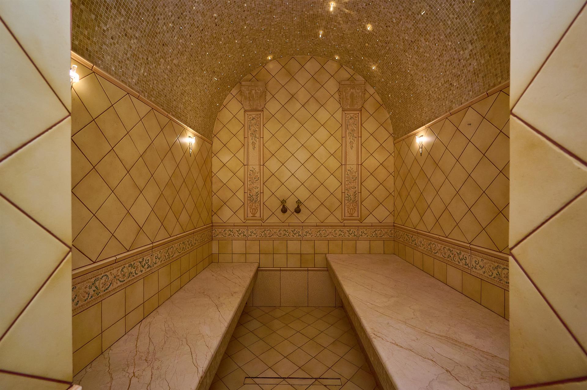 Фото №9: Дом 378 м² + 10 сот. - Ленина, мкр. Карасунский внутригородской округ, ул. Уманская, 44