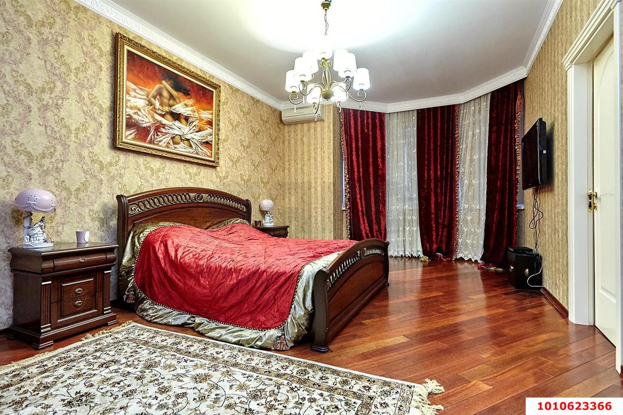 Фото №1: 3-комнатная квартира 127 м² - Краснодар, Солнечный, ул. Архитектора Ишунина, 4