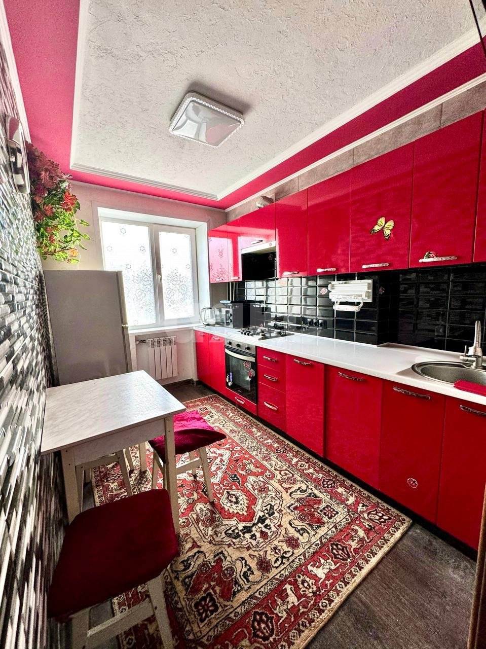 Фото №1: 3-комнатная квартира 65 м² - Мариуполь, Восточный, пр-кт Защитников Украины, 58