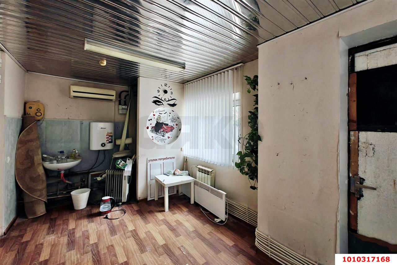 Фото №12: Торговое помещение 100 м² - Краснодар, Центральный, ул. Коммунаров, 56