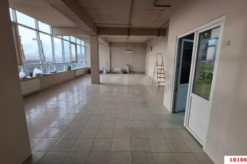 Фото №3: Торговое помещение 78 м² - Яблоновский, ул. Промышленная, 4/3