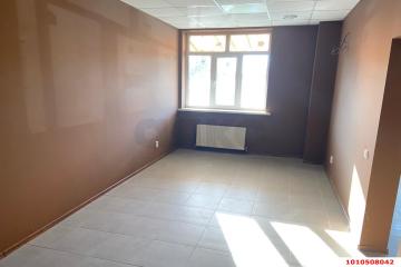 Фото №3: Коммерция 92 м² - Краснодар, мкр. жилой комплекс Премьера, ул. Автолюбителей, 1/3к1