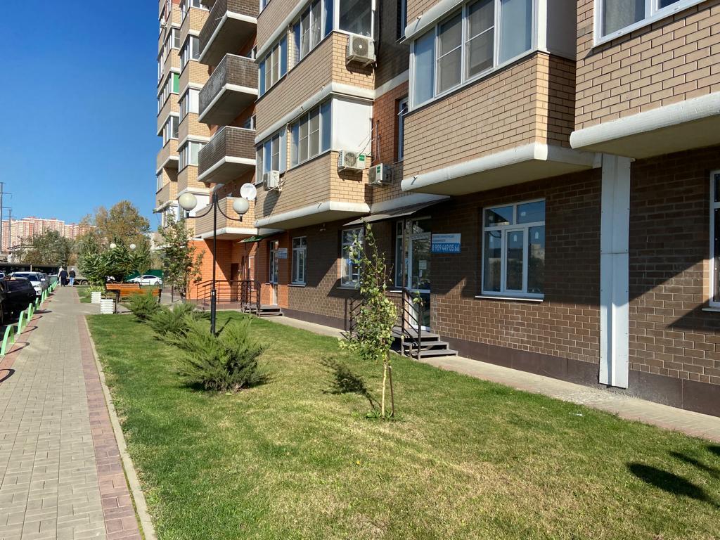 Фото №6: Коммерция 92 м² - Краснодар, Карасунский внутригородской округ, Гидростроителей, мкр. жилой комплекс Премьера, ул. Автолюбителей, 1/3к1