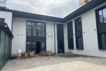 Фото №3: Отдельное здание 400 м² - Краснодар, мкр. Центральный, ул. Красноармейская, 61