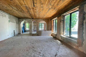 Фото №4: Отдельное здание 400 м² - Краснодар, мкр. Центральный, ул. Красноармейская, 61