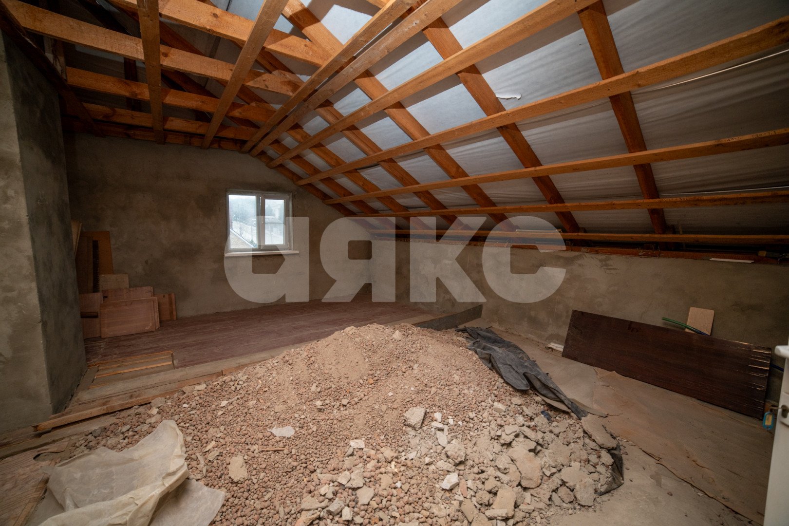 Фото №29: Коттедж 284 м² + 4.27 сот. - Геленджик, Голубая Бухта, ул. Борисовская, 47